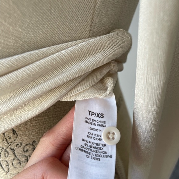 Garage button down front blouse - Picture 6 of 8